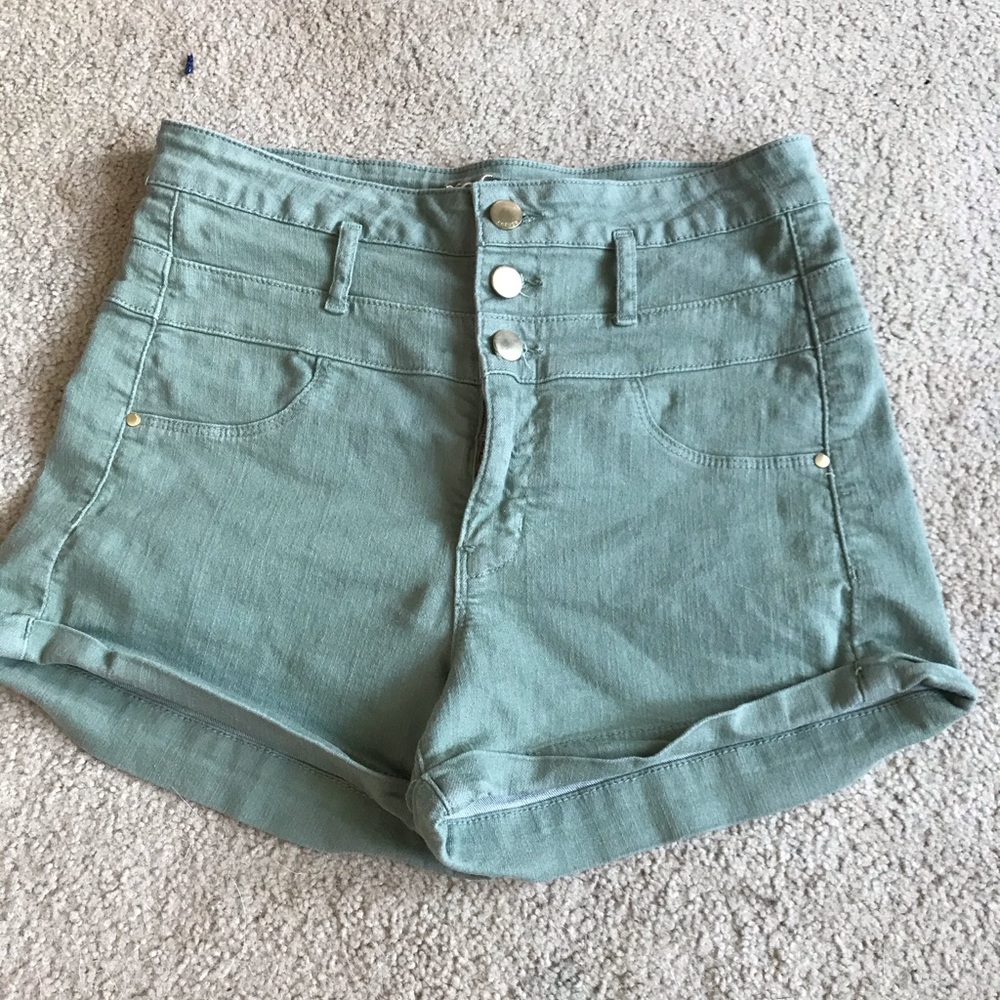 Refuge high waisted army green shorts